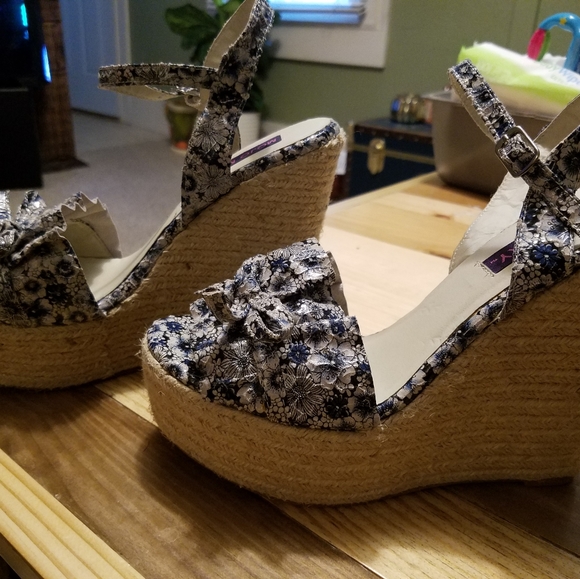 Mojo Moxy wedges - Picture 3 of 6